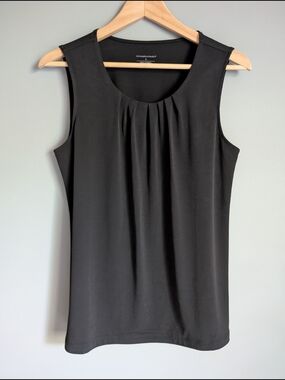 Christopher & Banks Black Sleeveless Pleated Scoop Neck Camisole